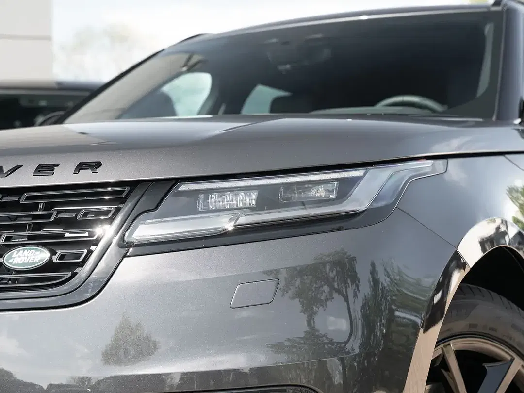 Land Rover Range Rover Velar - Thumbnail 10