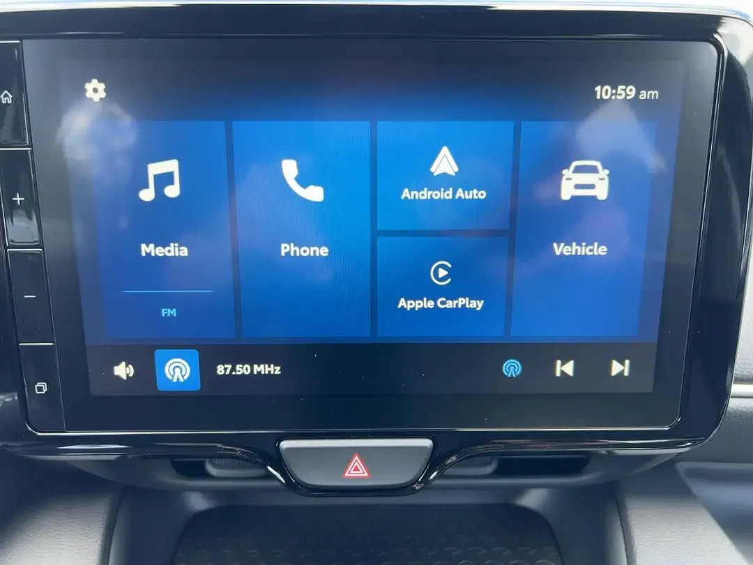 Toyota Yaris - Thumbnail 10