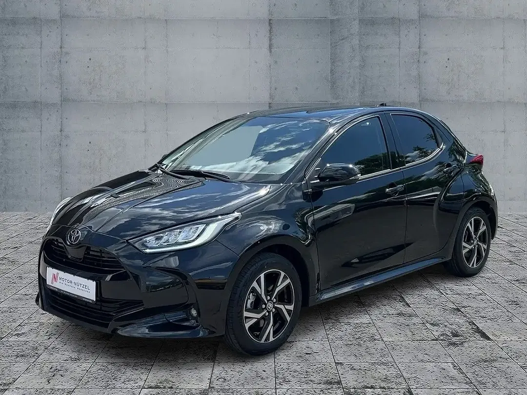 Toyota Yaris - Thumbnail 2