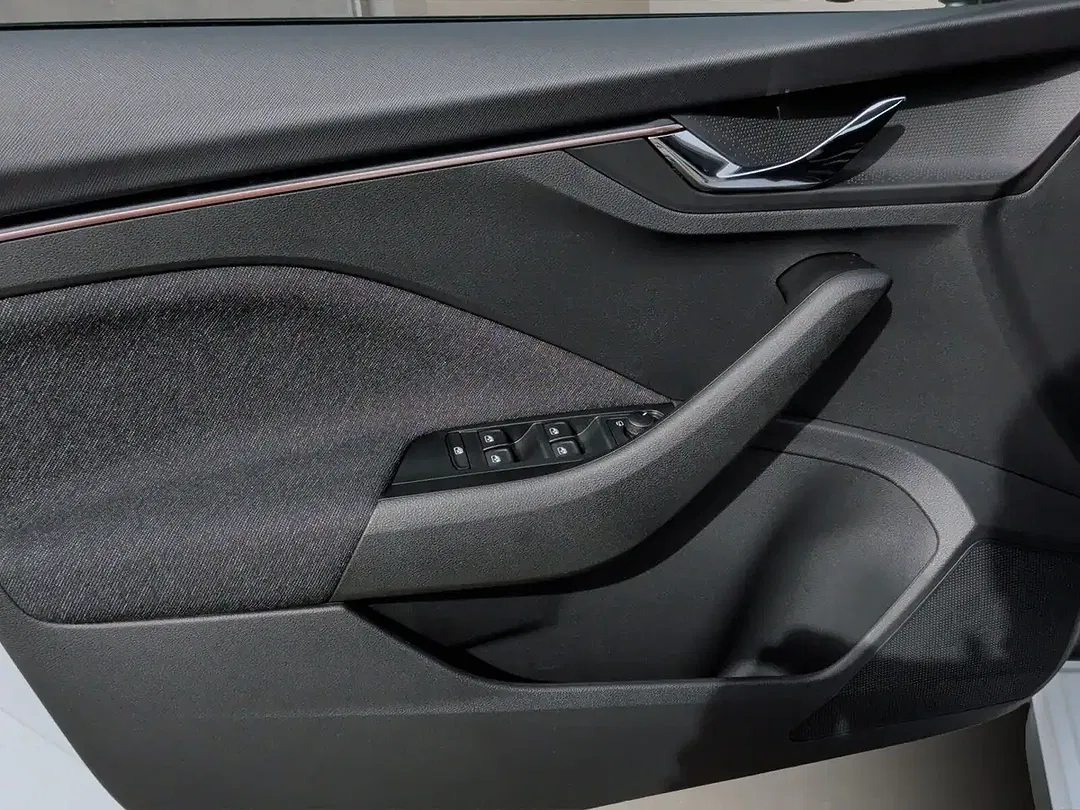 Skoda Kamiq - Thumbnail 10