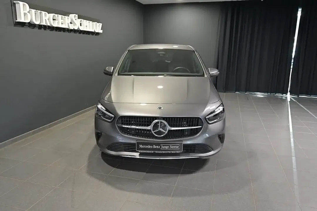 Mercedes-Benz B 180 - Thumbnail 11