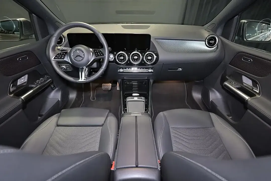 Mercedes-Benz B 180 - Thumbnail 15