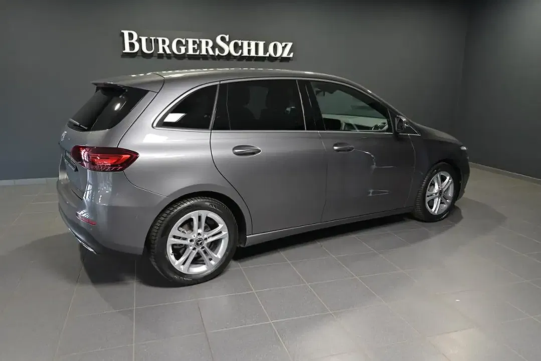 Mercedes-Benz B 180 - Thumbnail 2