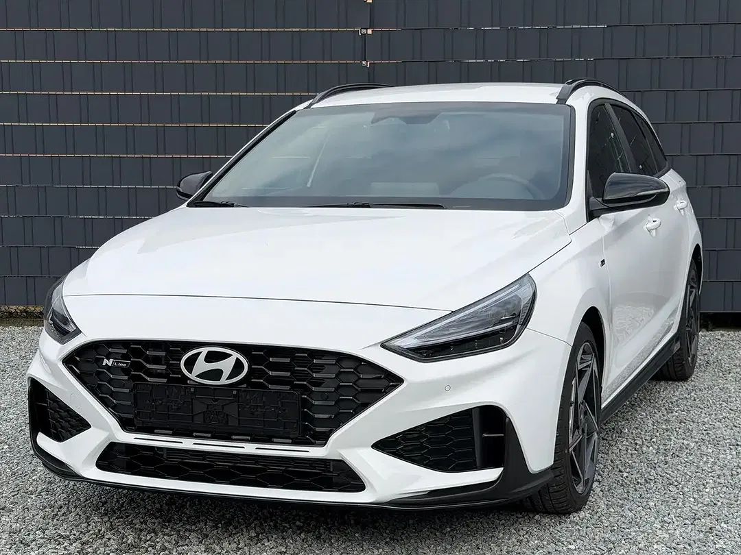 Hyundai i30 - Thumbnail 2