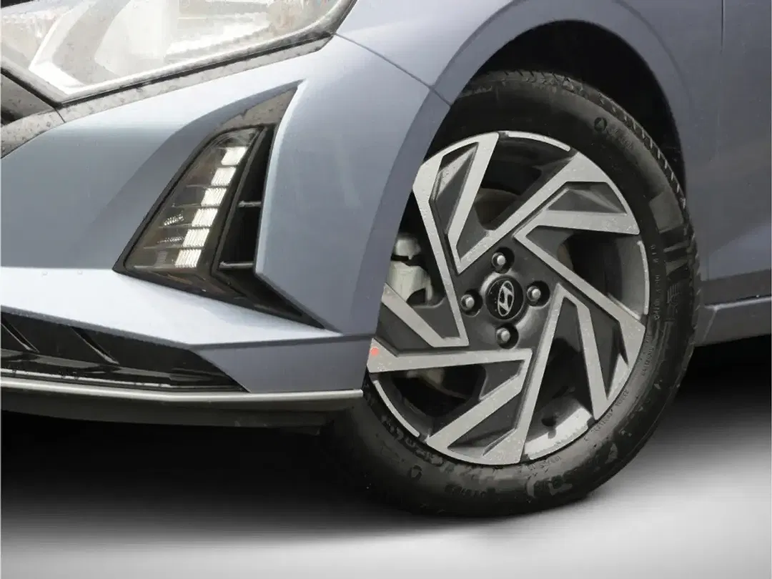 Hyundai i20 - Thumbnail 4