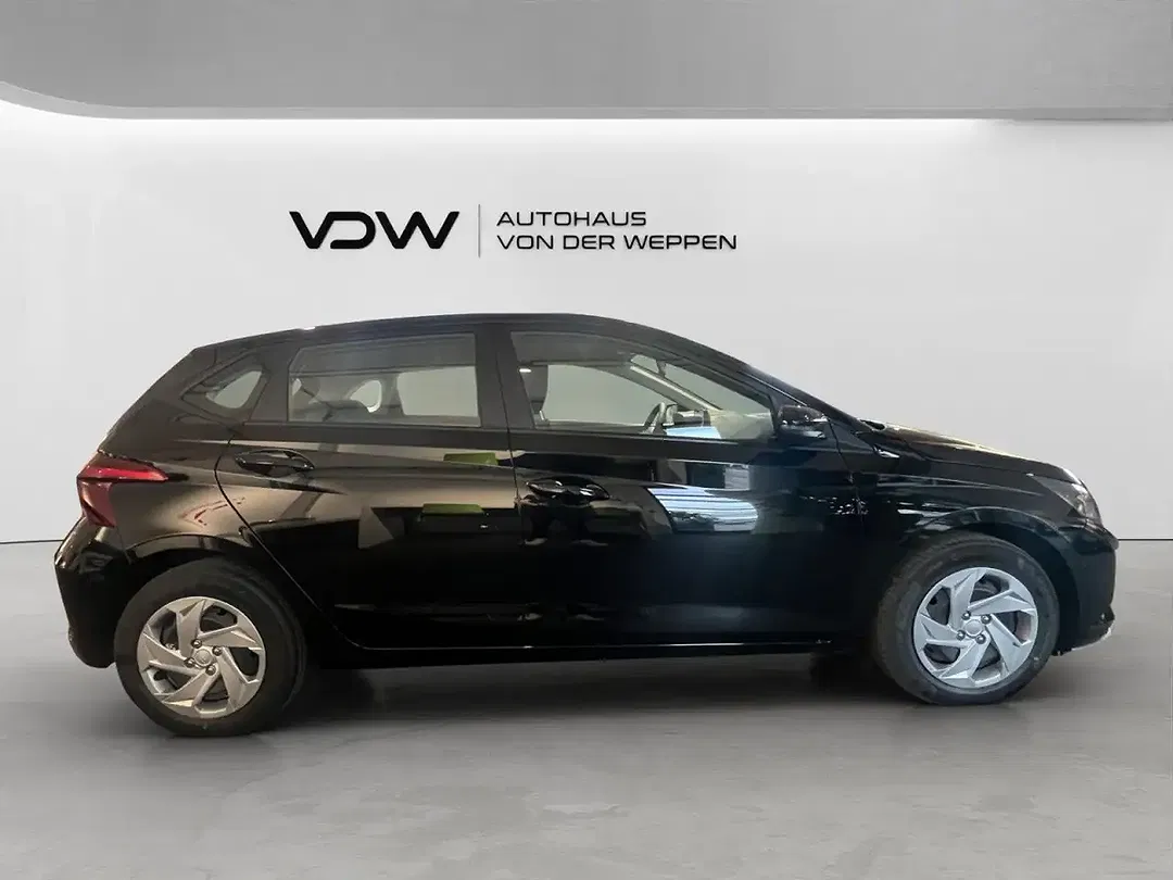 Hyundai i20 - Thumbnail 9