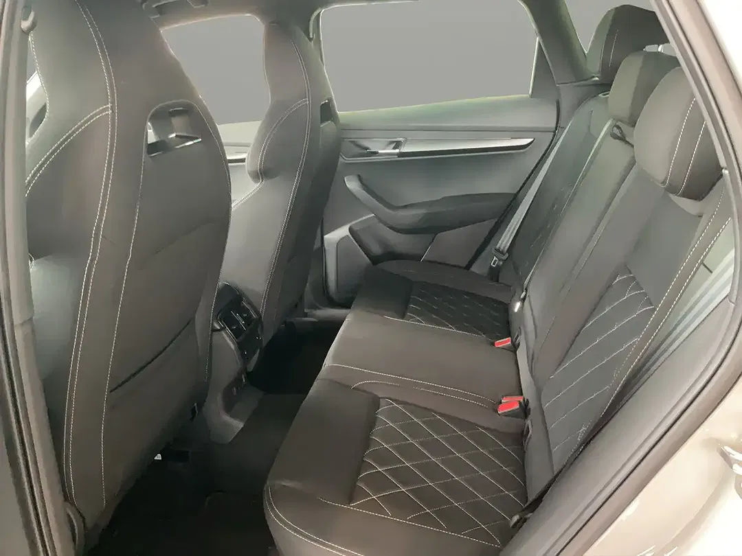 Skoda Karoq - Thumbnail 9