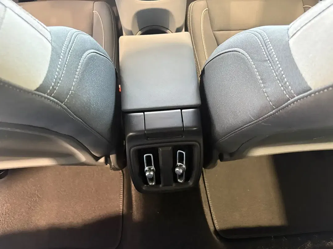 Polestar 2 - Thumbnail 13