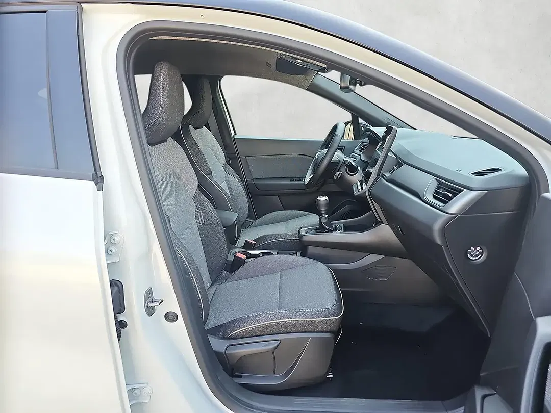 Renault Captur - Thumbnail 11