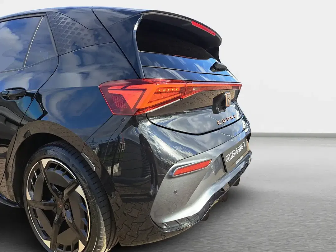 CUPRA Born - Thumbnail 12