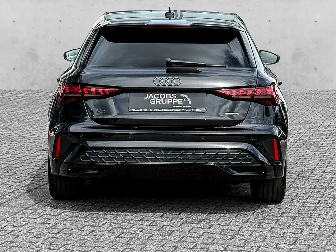 Audi A3 - Thumbnail 4