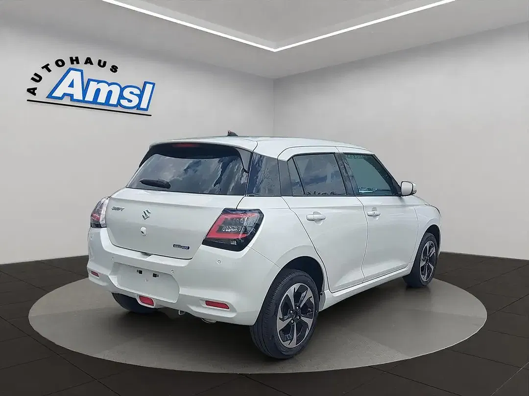 Suzuki Swift - Thumbnail 6