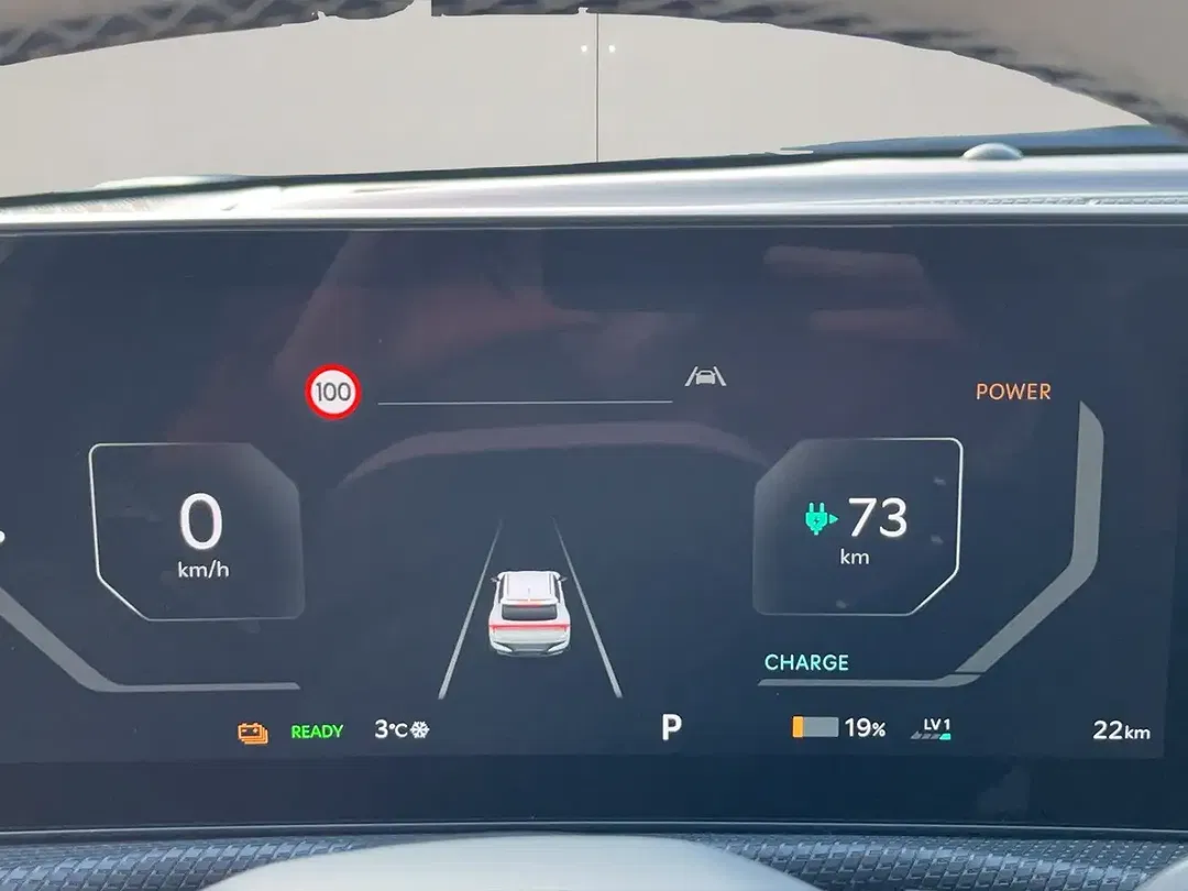 Kia EV6 - Thumbnail 13