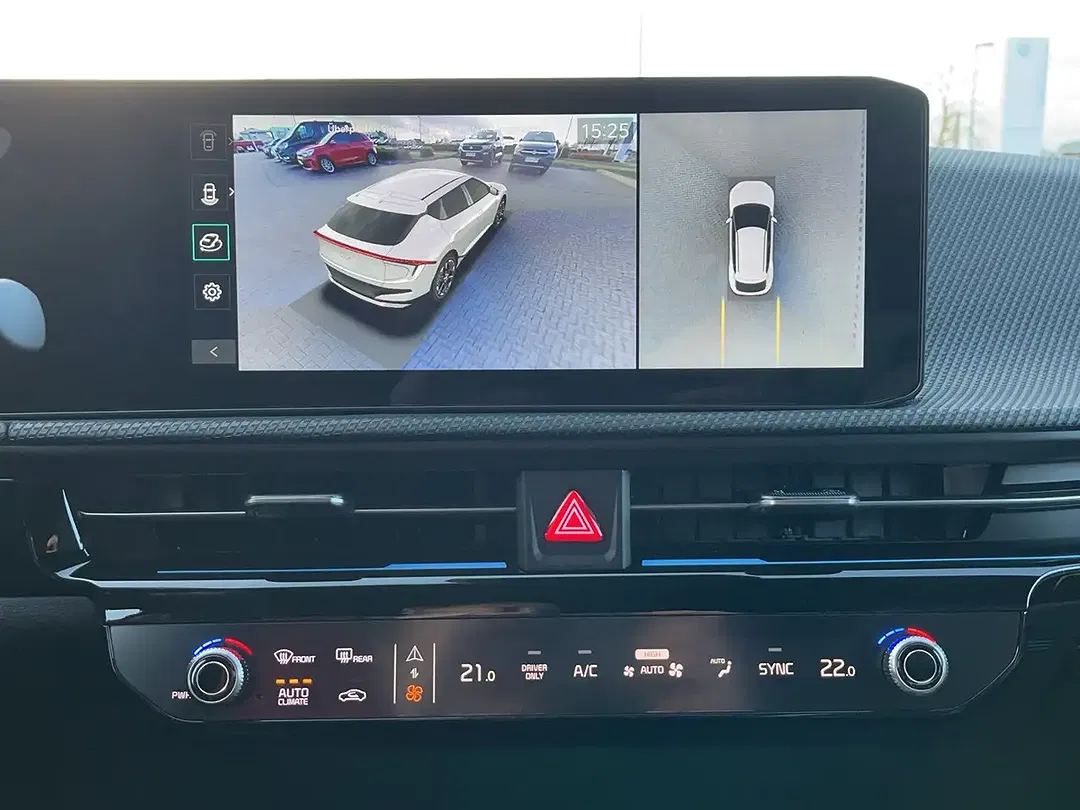 Kia EV6 - Thumbnail 14