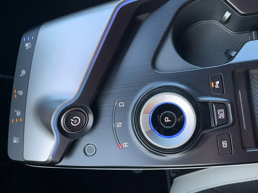 Kia EV6 - Thumbnail 15