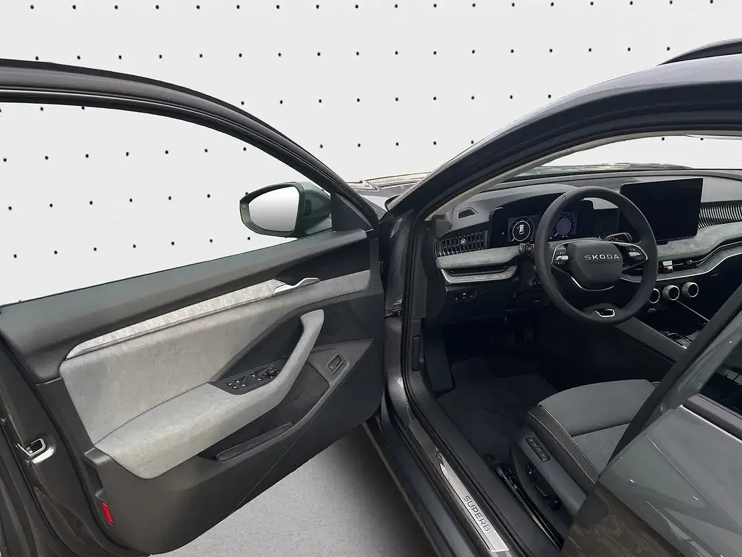 Skoda Superb - Thumbnail 14