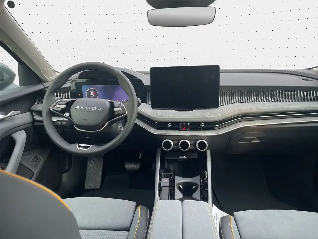 Skoda Superb - Thumbnail 6