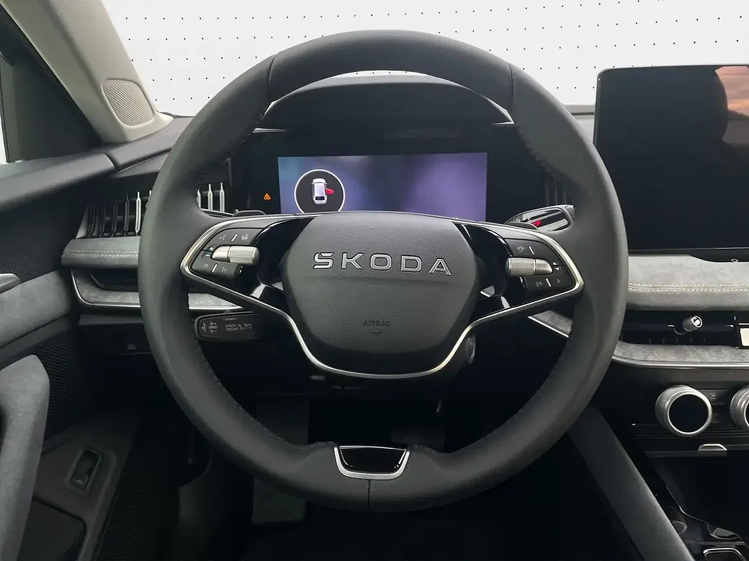 Skoda Superb - Thumbnail 9