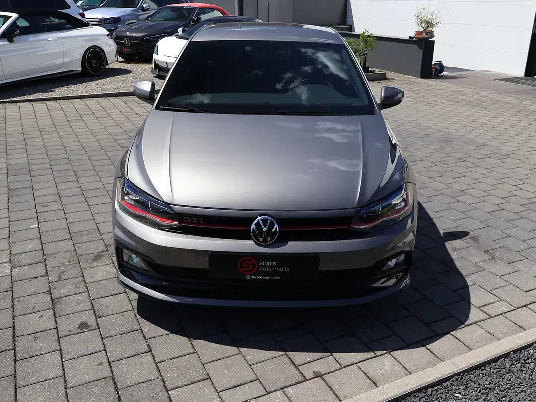 Volkswagen Polo - Thumbnail 5