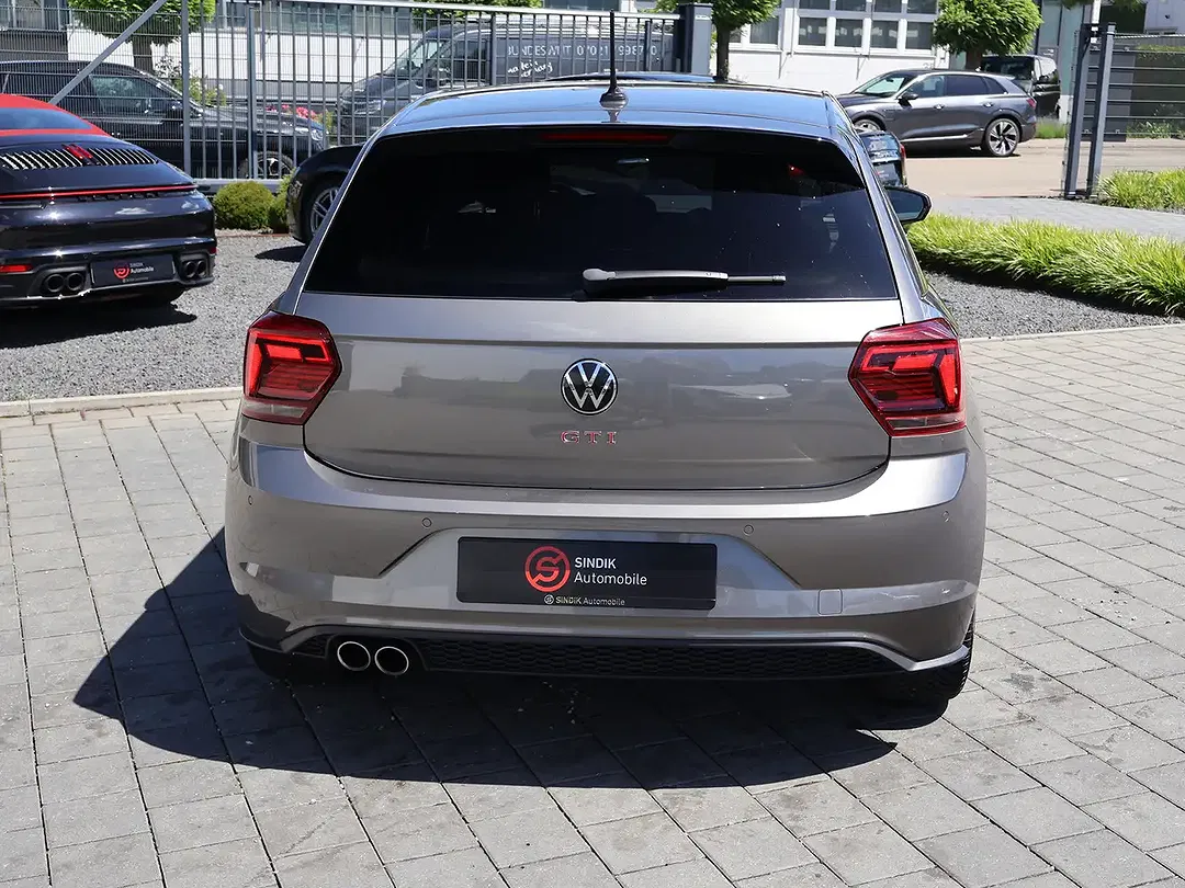 Volkswagen Polo - Thumbnail 9