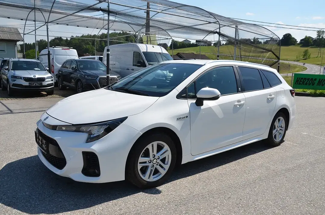 Suzuki Swace - Thumbnail 2
