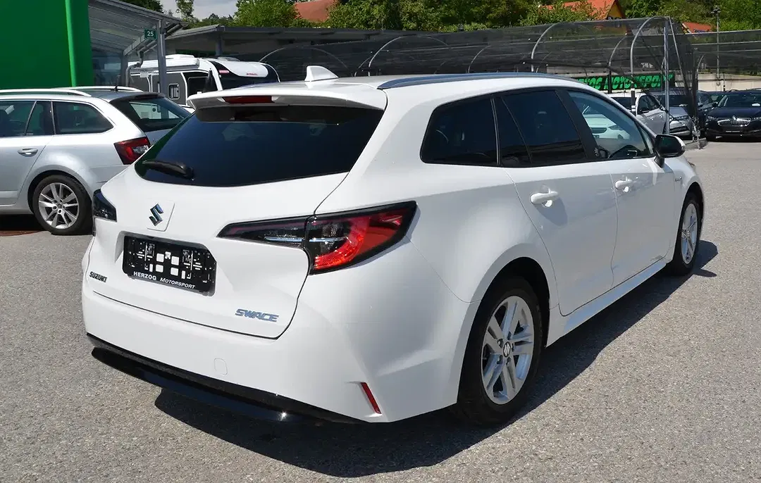 Suzuki Swace - Thumbnail 4