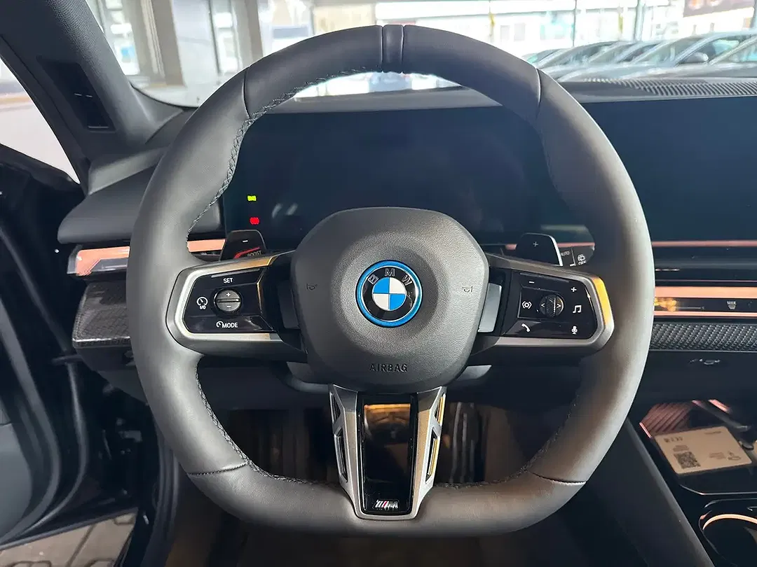 BMW 530 - Thumbnail 12