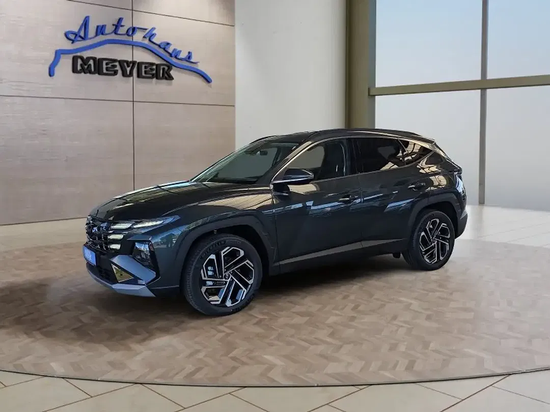 Hyundai TUCSON - Thumbnail 1