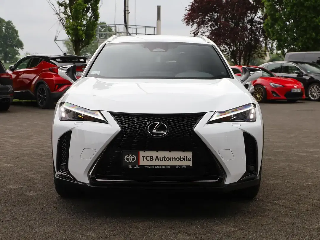 Lexus UX 250h - Thumbnail 5
