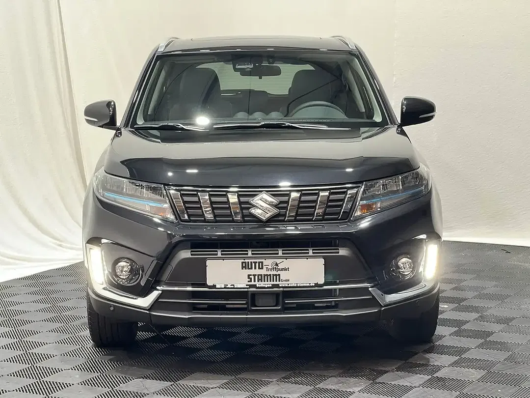 Suzuki Vitara - Thumbnail 3