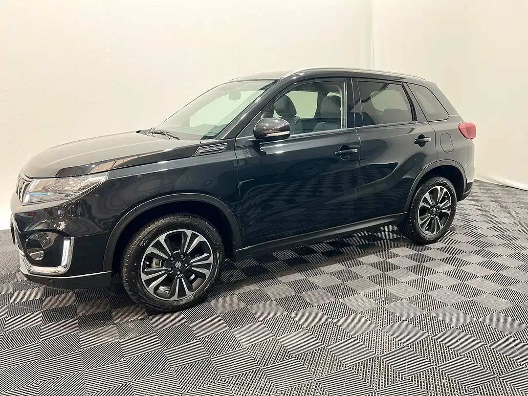 Suzuki Vitara - Thumbnail 5