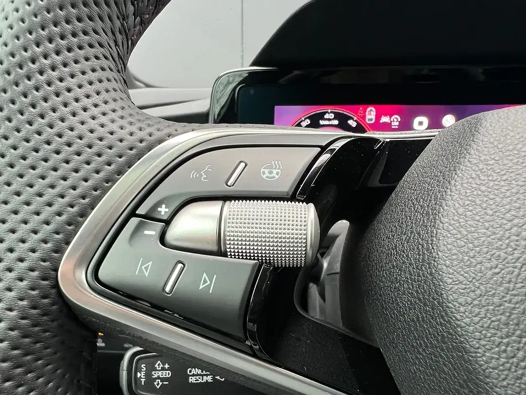 Skoda Superb - Thumbnail 11