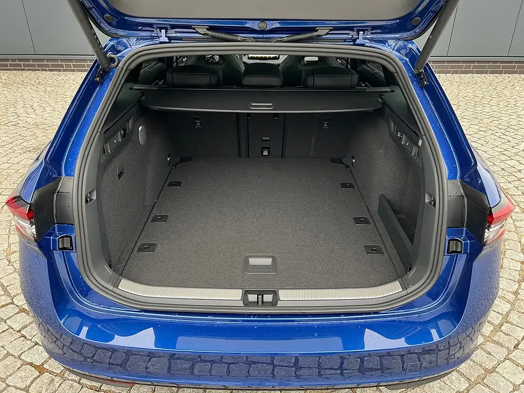 Skoda Superb - Thumbnail 6