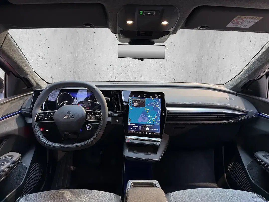 Mitsubishi Eclipse Cross - Thumbnail 13