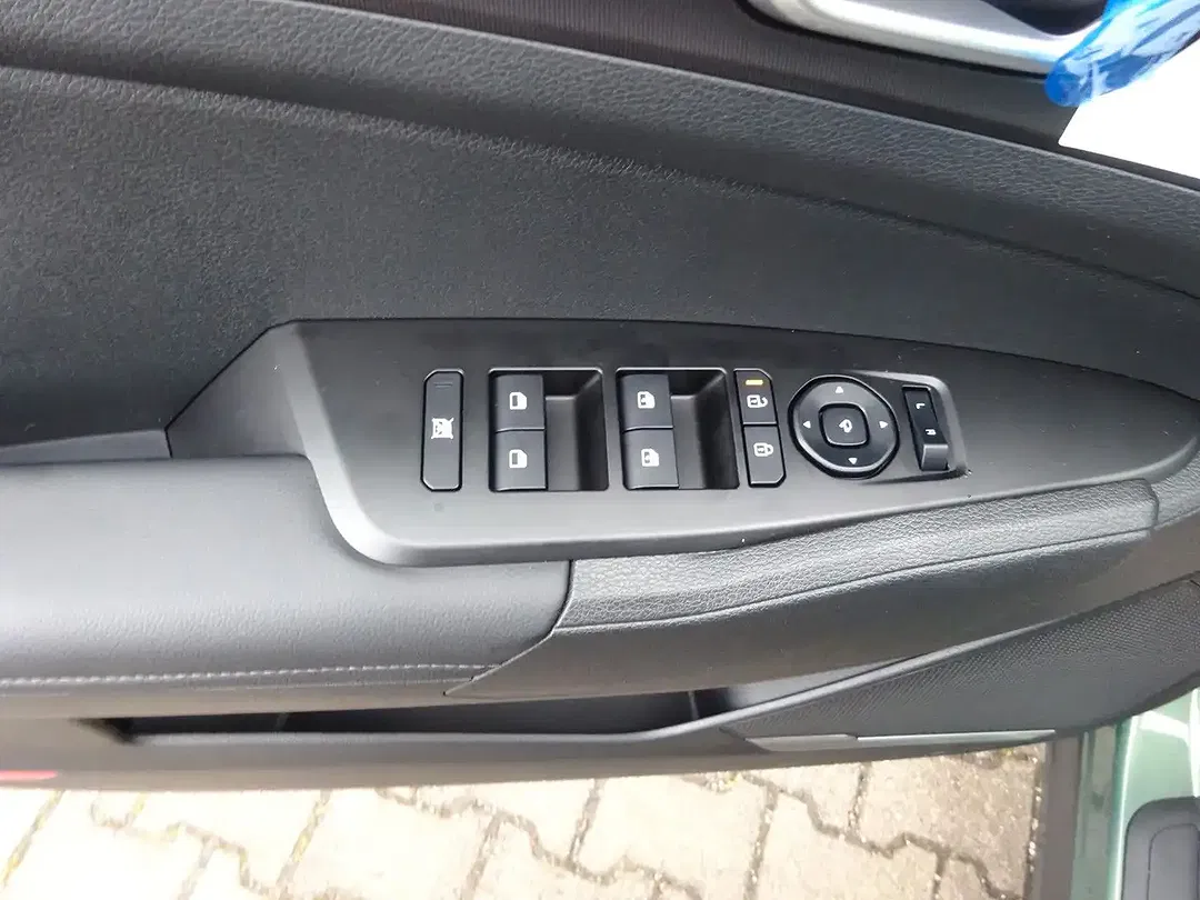 Kia Sportage - Thumbnail 11