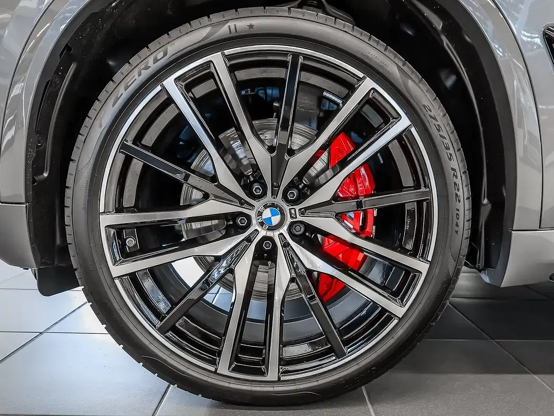 BMW X5 - Thumbnail 4
