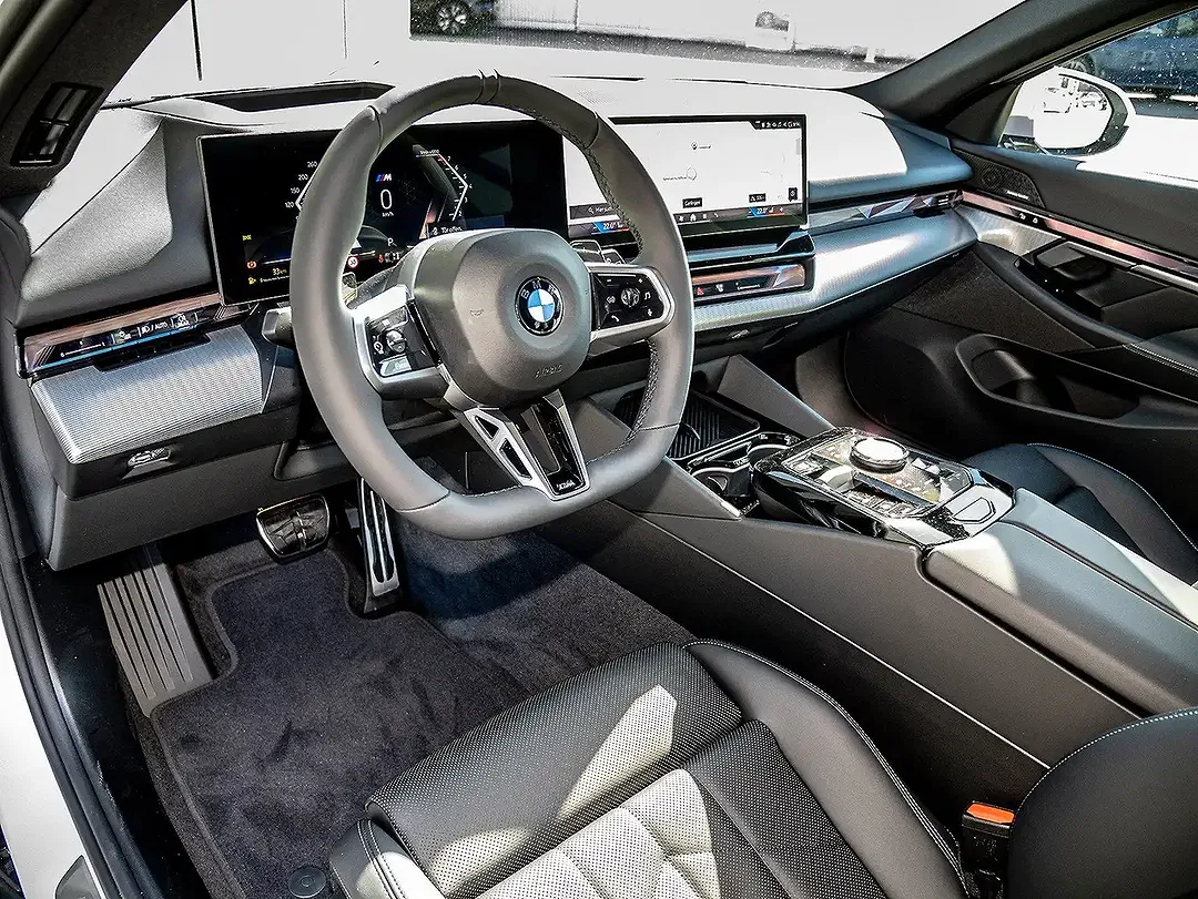 BMW 520 - Thumbnail 3