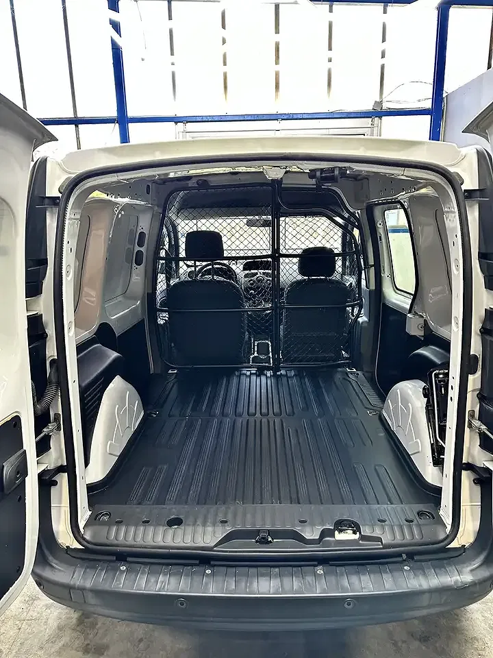 Renault Kangoo - Thumbnail 6