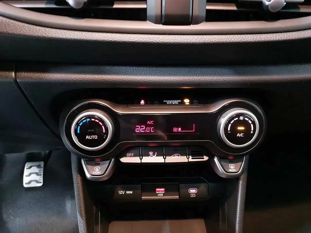 Kia Picanto - Thumbnail 11