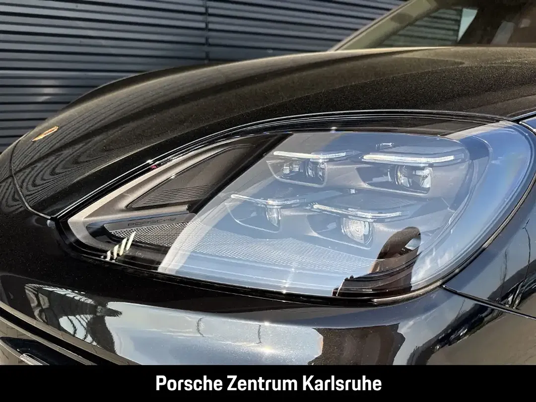 Porsche Cayenne - Thumbnail 12