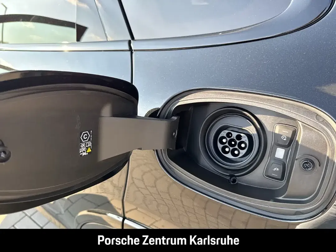 Porsche Cayenne - Thumbnail 14