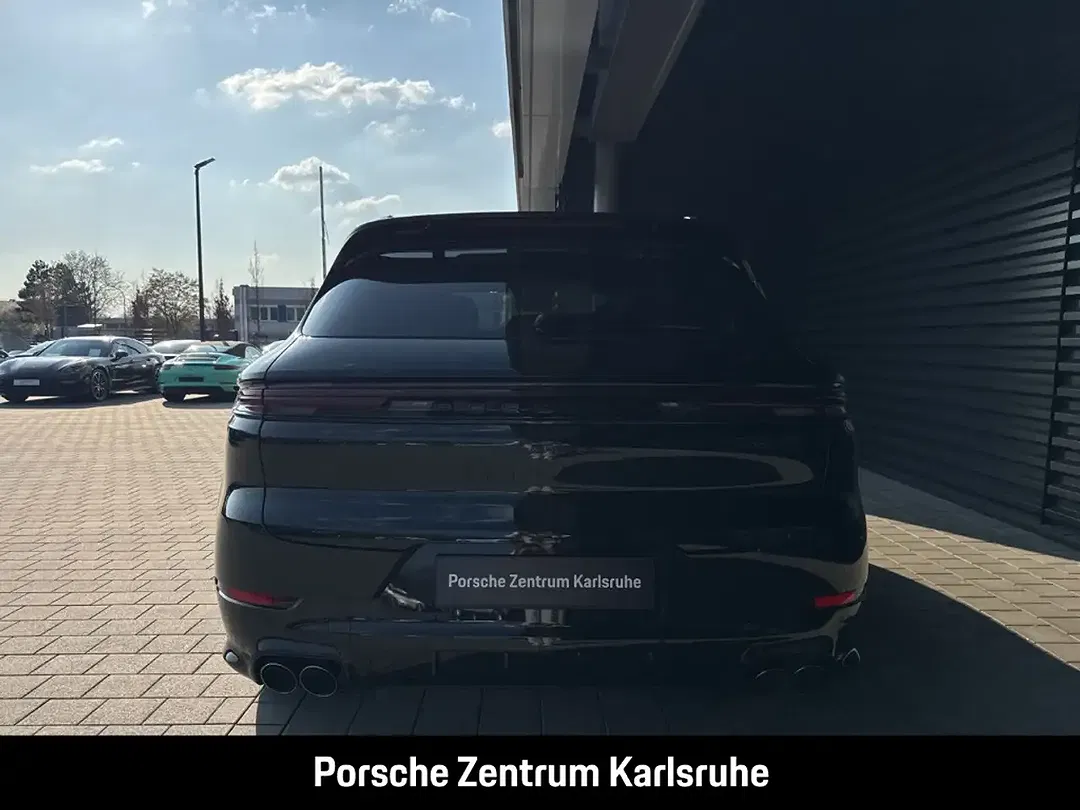 Porsche Cayenne - Thumbnail 5