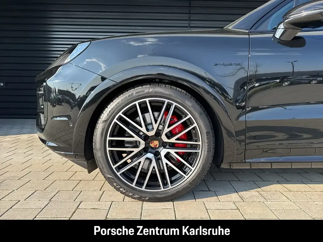 Porsche Cayenne - Thumbnail 6