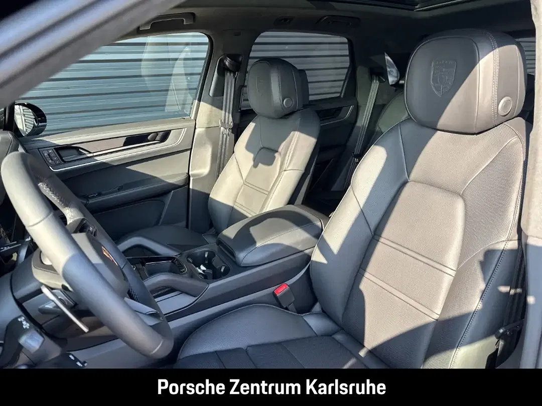 Porsche Cayenne - Thumbnail 8