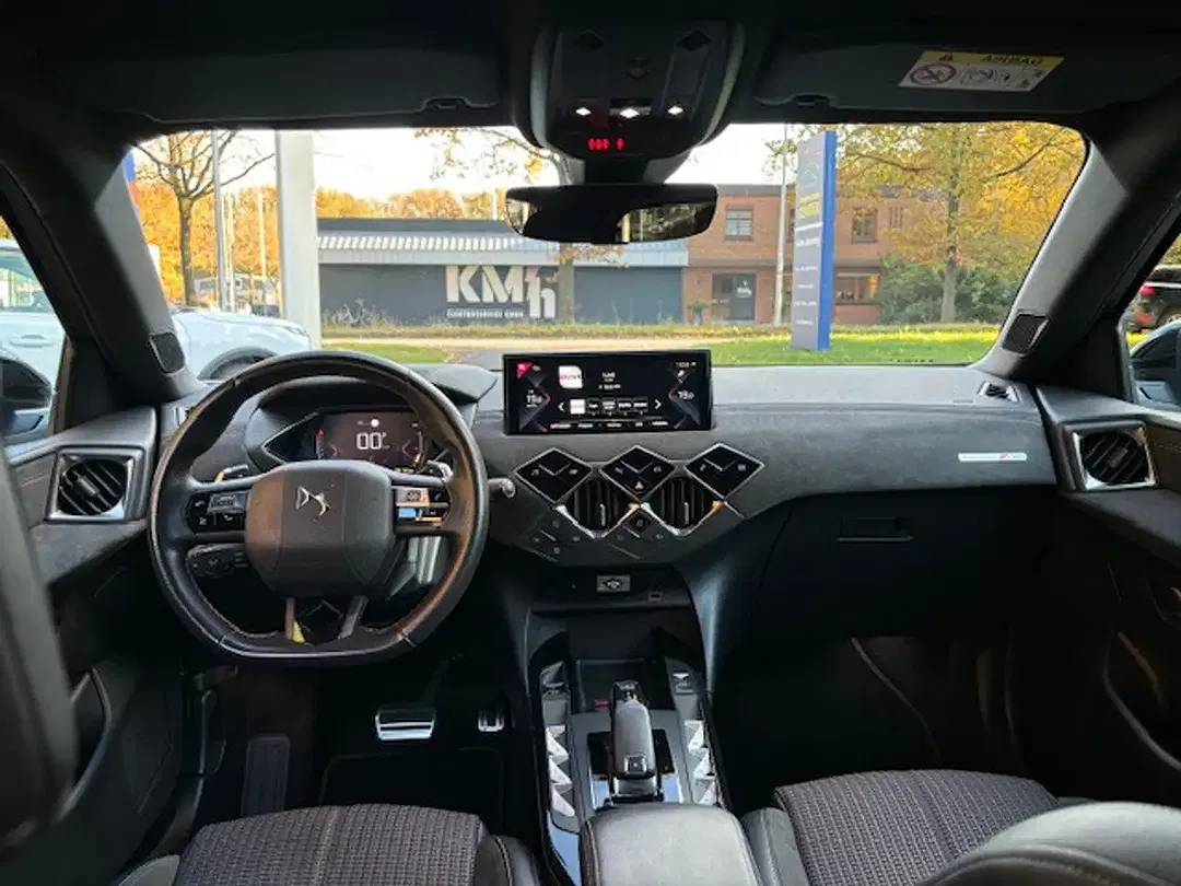 DS Automobiles DS 3 - Thumbnail 11