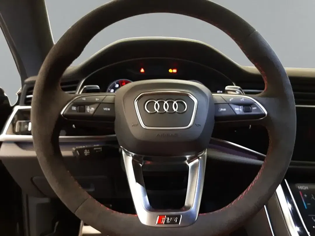 Audi RS Q8 - Thumbnail 10