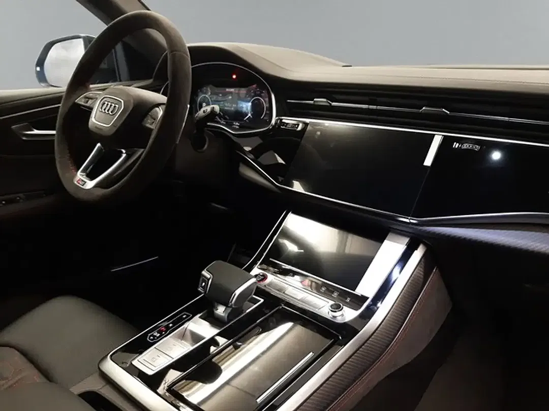Audi RS Q8 - Thumbnail 11