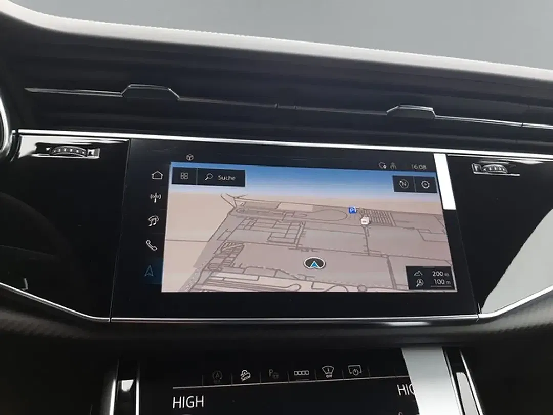 Audi RS Q8 - Thumbnail 12