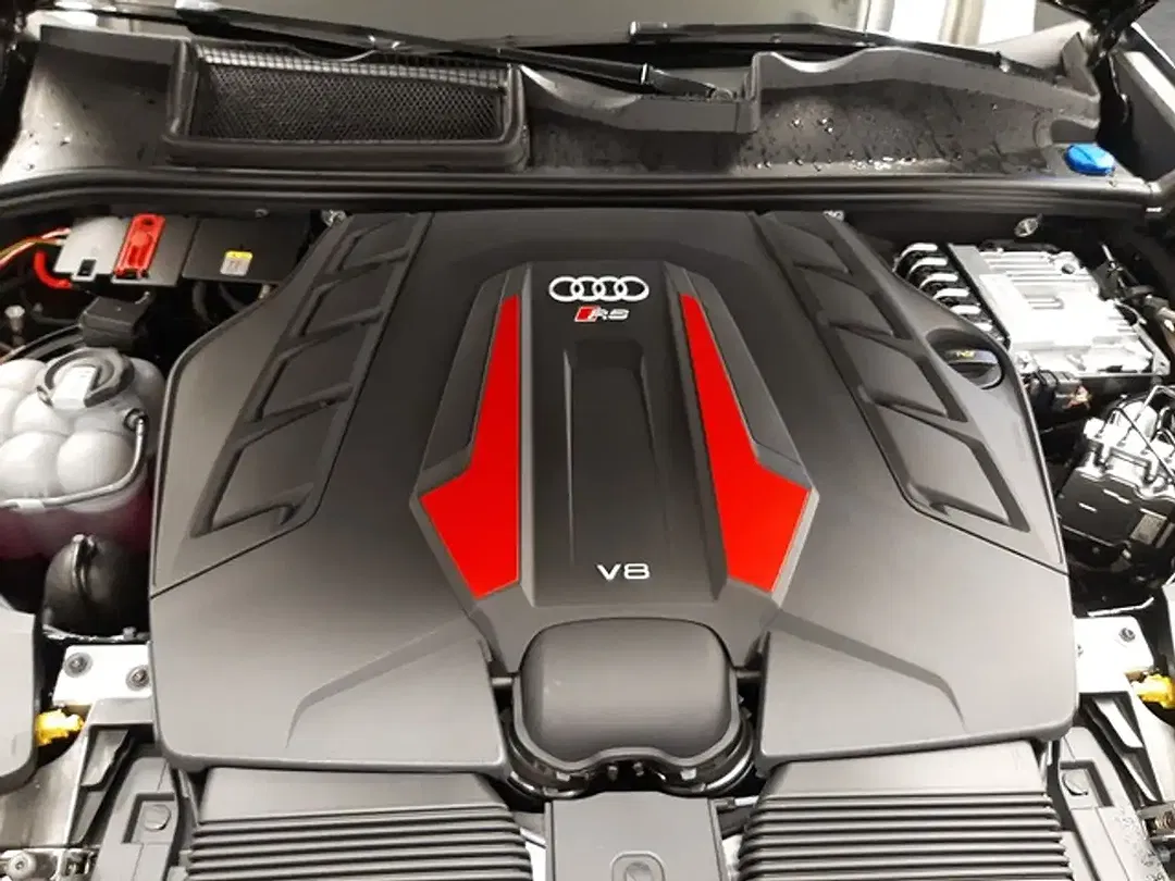 Audi RS Q8 - Thumbnail 15