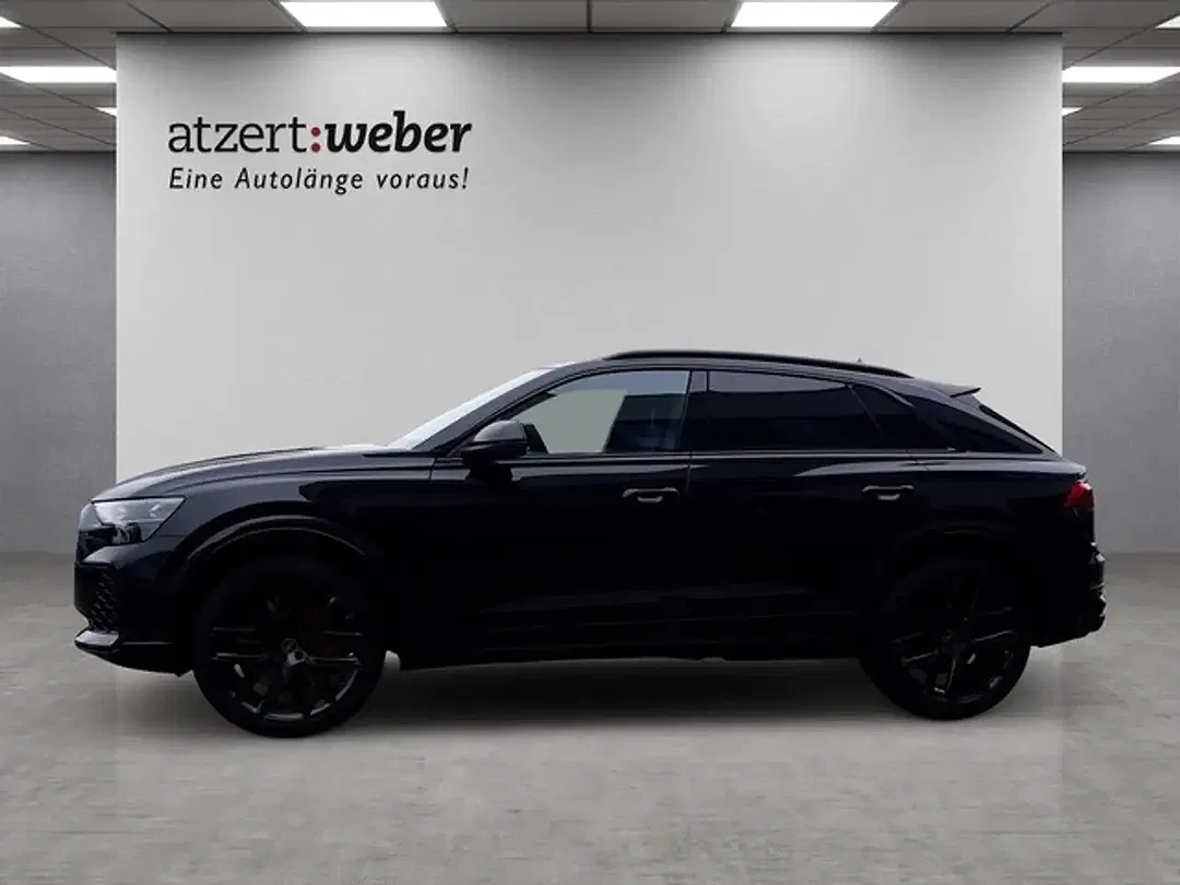 Audi RS Q8 - Thumbnail 4